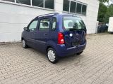 Opel Agila bei Gebrauchtwagen.expert - Abbildung (4 / 10)