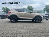 Volvo XC40 bei Gebrauchtwagen.expert - Abbildung (3 / 15)