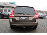 Volvo V70 bei Gebrauchtwagen.expert - Abbildung (6 / 15) Volvo V70 bei Gebrauchtwagen.expert - Abbildung (6 / 15)
