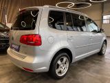 VW Touran bei Gebrauchtwagen.expert - Abbildung (6 / 15)