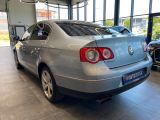 VW Passat bei Gebrauchtwagen.expert - Abbildung (4 / 15)