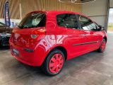 Renault Clio bei Gebrauchtwagen.expert - Abbildung (6 / 15)