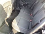 Ford Focus Turnier bei Gebrauchtwagen.expert - Abbildung (12 / 15) Ford Focus Turnier bei Gebrauchtwagen.expert - Abbildung (12 / 15)