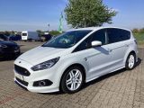 Ford S-Max bei Gebrauchtwagen.expert - Abbildung (2 / 15) Ford S-Max bei Gebrauchtwagen.expert - Abbildung (2 / 15)