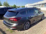 Ford Focus Turnier bei Gebrauchtwagen.expert - Abbildung (4 / 15) Ford Focus Turnier bei Gebrauchtwagen.expert - Abbildung (4 / 15)