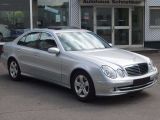 Mercedes-Benz E-Klasse bei Gebrauchtwagen.expert - Abbildung (4 / 15)