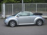 VW New Beetle bei Gebrauchtwagen.expert - Abbildung (2 / 15)
