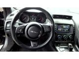 Jaguar F-Type bei Gebrauchtwagen.expert - Abbildung (13 / 15) Jaguar F-Type bei Gebrauchtwagen.expert - Abbildung (13 / 15)