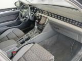 VW Passat bei Gebrauchtwagen.expert - Abbildung (4 / 15)