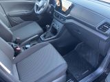 VW T-Cross bei Gebrauchtwagen.expert - Abbildung (13 / 15)