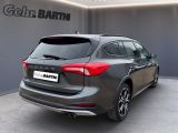 Ford Focus Turnier bei Gebrauchtwagen.expert - Abbildung (6 / 15) Ford Focus Turnier bei Gebrauchtwagen.expert - Abbildung (6 / 15)