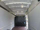 Ford 350 Trend bei Gebrauchtwagen.expert - Abbildung (14 / 15)