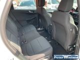 Ford Kuga bei Gebrauchtwagen.expert - Abbildung (8 / 15)