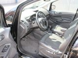 Ford EcoSport bei Gebrauchtwagen.expert - Abbildung (3 / 15)