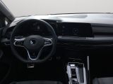 VW Golf VIII bei Gebrauchtwagen.expert - Abbildung (9 / 15)