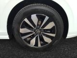 VW Golf VIII bei Gebrauchtwagen.expert - Abbildung (8 / 15)