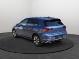 VW Golf VIII bei Gebrauchtwagen.expert - Abbildung (4 / 15)