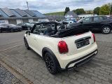 Mini Cooper bei Gebrauchtwagen.expert - Abbildung (3 / 13) Mini Cooper bei Gebrauchtwagen.expert - Abbildung (3 / 13)