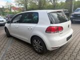 VW Golf VI bei Gebrauchtwagen.expert - Abbildung (4 / 6)