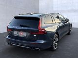 Volvo V60 bei Gebrauchtwagen.expert - Abbildung (3 / 15)