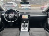 Skoda Superb bei Gebrauchtwagen.expert - Abbildung (12 / 15)