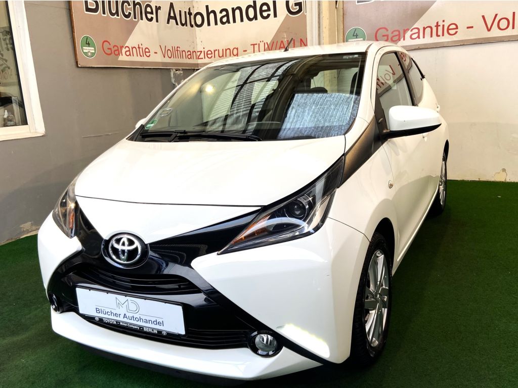Toyota Aygo bei Gebrauchtwagen.expert - Hauptabbildung Toyota Aygo bei Gebrauchtwagen.expert - Hauptabbildung