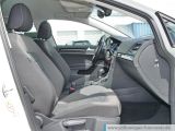 VW Golf bei Gebrauchtwagen.expert - Abbildung (3 / 15)