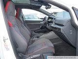 VW Golf GTI bei Gebrauchtwagen.expert - Abbildung (8 / 15)