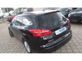 Ford Focus Turnier bei Gebrauchtwagen.expert - Abbildung (2 / 15)