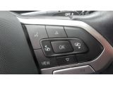 VW T-Roc bei Gebrauchtwagen.expert - Abbildung (11 / 15) VW T-Roc bei Gebrauchtwagen.expert - Abbildung (11 / 15)
