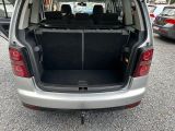 VW Touran bei Gebrauchtwagen.expert - Abbildung (12 / 15)