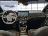 Ford Focus ST bei Gebrauchtwagen.expert - Abbildung (10 / 15) Ford Focus ST bei Gebrauchtwagen.expert - Abbildung (10 / 15)