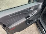 Ford Kuga bei Gebrauchtwagen.expert - Abbildung (13 / 15) Ford Kuga bei Gebrauchtwagen.expert - Abbildung (13 / 15)
