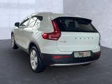 Volvo XC 40 Momentum bei Gebrauchtwagen.expert - Abbildung (3 / 15)