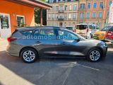 Ford Focus Turnier bei Gebrauchtwagen.expert - Abbildung (4 / 15) Ford Focus Turnier bei Gebrauchtwagen.expert - Abbildung (4 / 15)