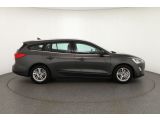 Ford Focus Turnier bei Gebrauchtwagen.expert - Abbildung (6 / 15)