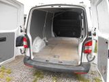 VW T5 Transporter bei Gebrauchtwagen.expert - Abbildung (13 / 14)