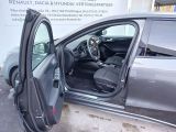 Ford Focus ST bei Gebrauchtwagen.expert - Abbildung (13 / 15) Ford Focus ST bei Gebrauchtwagen.expert - Abbildung (13 / 15)