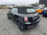 Mini Cooper S Cabrio bei Gebrauchtwagen.expert - Abbildung (4 / 15)