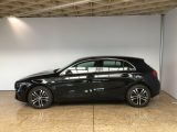Mercedes-Benz A-Klasse bei Gebrauchtwagen.expert - Abbildung (2 / 15) Mercedes-Benz A-Klasse bei Gebrauchtwagen.expert - Abbildung (2 / 15)