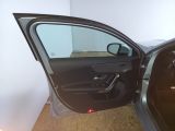 Mercedes-Benz A-Klasse bei Gebrauchtwagen.expert - Abbildung (13 / 15) Mercedes-Benz A-Klasse bei Gebrauchtwagen.expert - Abbildung (13 / 15)