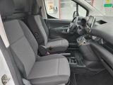 Opel Combo bei Gebrauchtwagen.expert - Abbildung (11 / 15) Opel Combo bei Gebrauchtwagen.expert - Abbildung (11 / 15)
