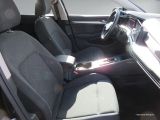 VW Golf VIII bei Gebrauchtwagen.expert - Abbildung (9 / 10) VW Golf VIII bei Gebrauchtwagen.expert - Abbildung (9 / 10)