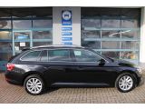 Skoda Superb bei Gebrauchtwagen.expert - Abbildung (3 / 10)