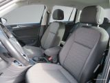 VW Tiguan bei Gebrauchtwagen.expert - Abbildung (8 / 10) VW Tiguan bei Gebrauchtwagen.expert - Abbildung (8 / 10)