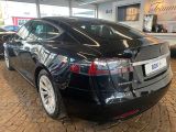 Tesla Model S bei Gebrauchtwagen.expert - Abbildung (4 / 15)