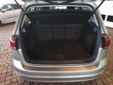 VW Golf Sportsvan bei Gebrauchtwagen.expert - Abbildung (7 / 15)