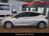 Opel Astra bei Gebrauchtwagen.expert - Abbildung (3 / 15) Opel Astra bei Gebrauchtwagen.expert - Abbildung (3 / 15)