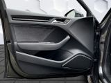 Audi RS3 bei Gebrauchtwagen.expert - Abbildung (13 / 14)