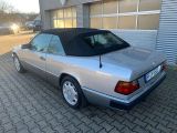 Mercedes-Benz CE 300 Cabrio W124 Oldtimer bei Gebrauchtwagen.expert - Abbildung (7 / 14)